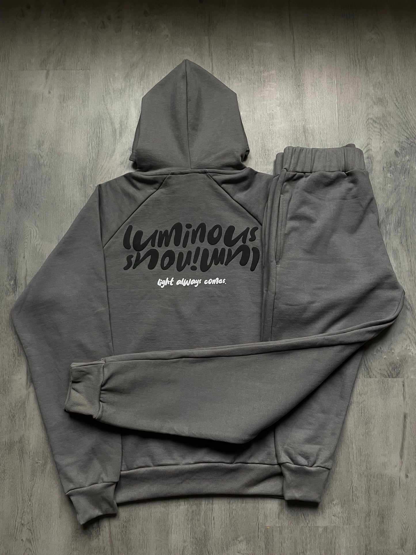 Grey Utopian Set